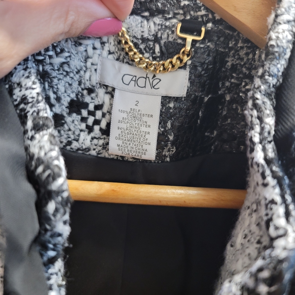 Cache Short Blazer - image 3